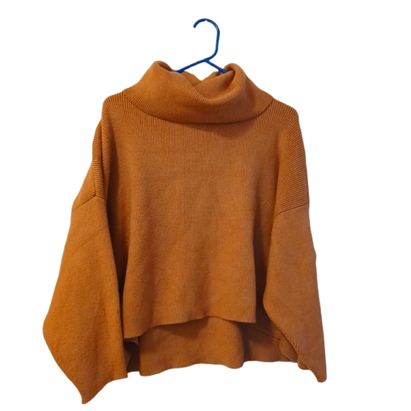 Zara Sweaters - ZARA Beautiful cowl neck